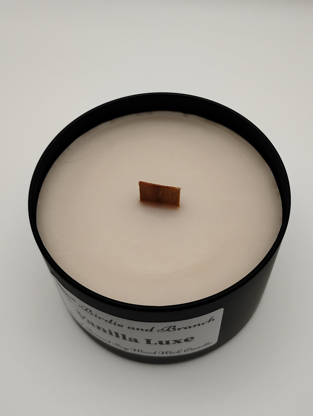 Vanilla Luxe 8 Ounce Soy Candle with Wood Wick